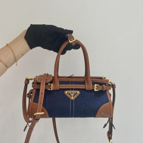 PRADA Softlux牛仔布1BA486迷你号