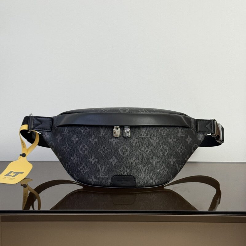 【特级原厂】  Discovery 腰包👜  型号: M46035黑花 动态芯片版