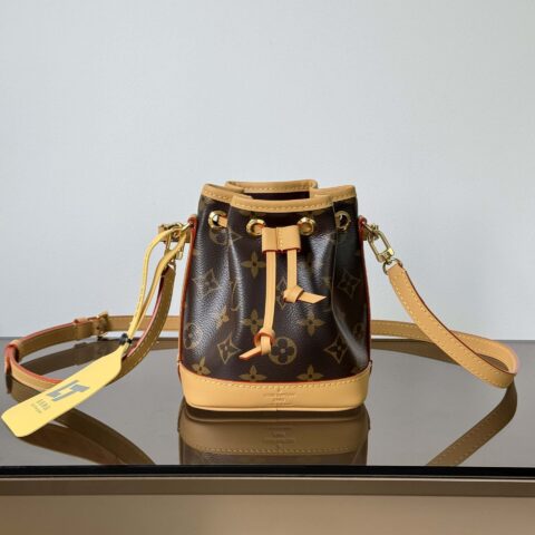 【特级原厂】  Nano Noe 手袋👜  型号: M81266老花 动态芯片版