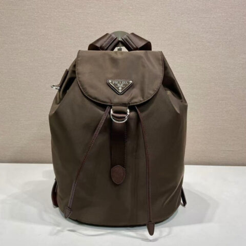 PRADA 新品1BZ0197双肩背包 棕色