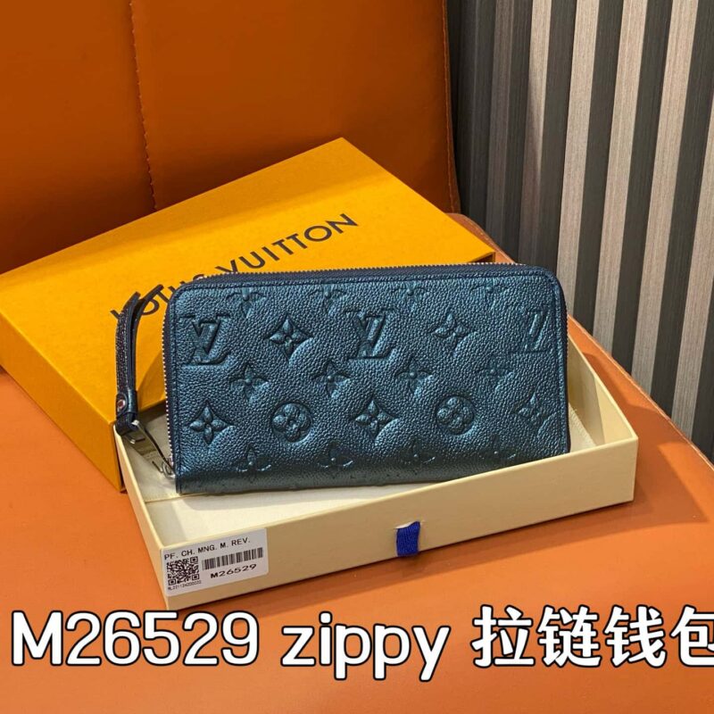 【原单精品】M26529珠光蓝 全皮压花单拉链钱包 zippy 拉链钱包