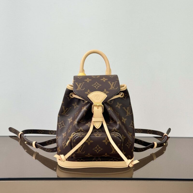 【【特级原厂】Montessoris 迷你双肩包🎒  型号: M11199 动态芯片版