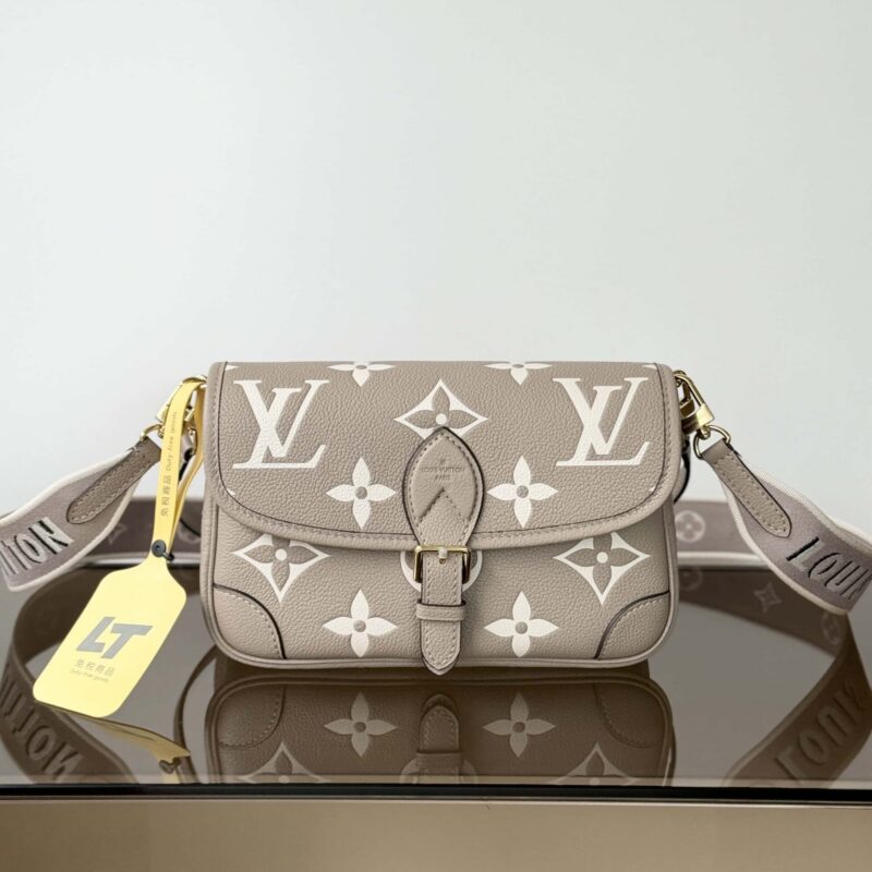 【特级原厂】Boulogne 手袋👜 型号: M12930黑色压花 动态芯片版