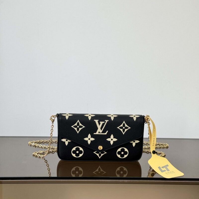 【特级原厂】Pochette Felicie 链条包👜  型号: M82479黑色 动态芯片版