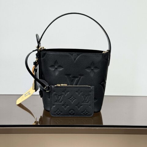 【特级原厂】aII inbb手袋👜  型号: M13480黑色压花 动态芯片版