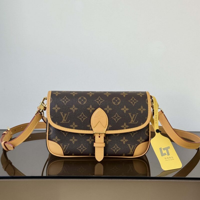 【特级原厂】 DIANE 手袋👜  型号: M45985肩带款 动态芯片版