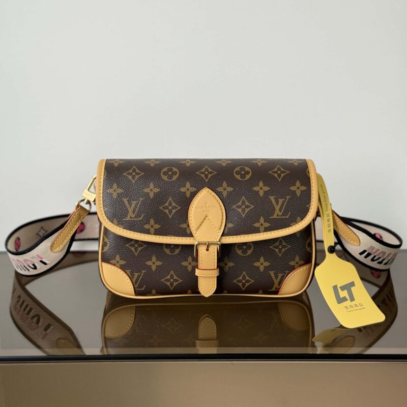 【特级原厂】 DIANE 手袋👜  型号: M45985老花 动态芯片版