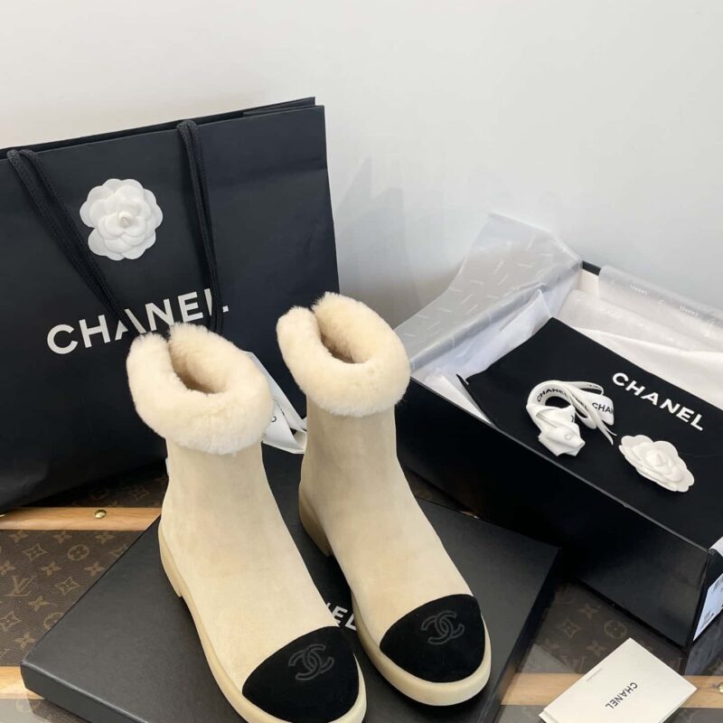 𝗖𝗛*𝗔𝗡𝗟||小香𝟐𝟎𝟐𝟓𝐊秋冬麂皮羊毛毛雪地靴//短靴‼️