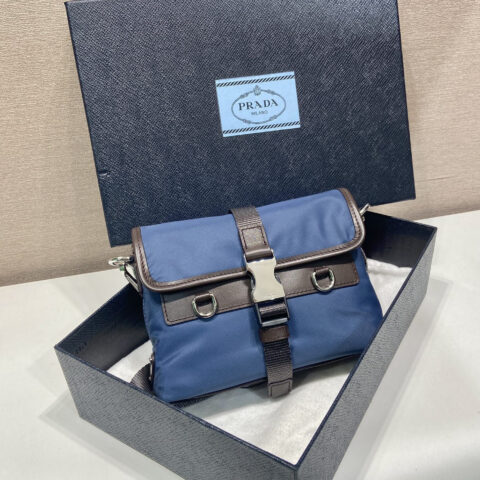 PRADA🎉新品🎉2ZT071手机包🎉🎉蓝色