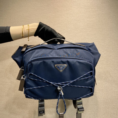 PRADA🎉新品邮差包🎉2VH201🎉🎉蓝色