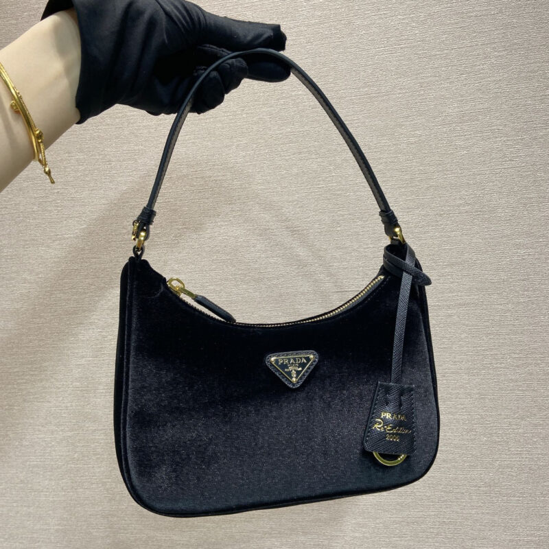 PRADA 🎉升级版Hobo🎉1N204M丝绒🎉🎉