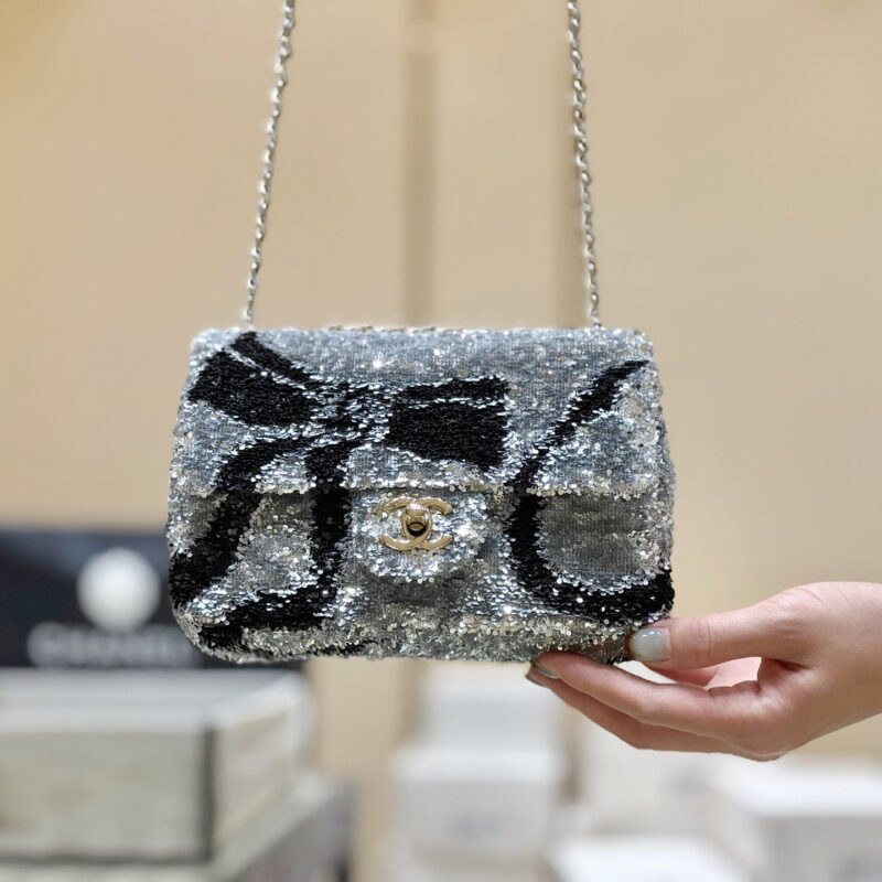 CHANEL 25K走秀限量款亮片大mini👜AS4561