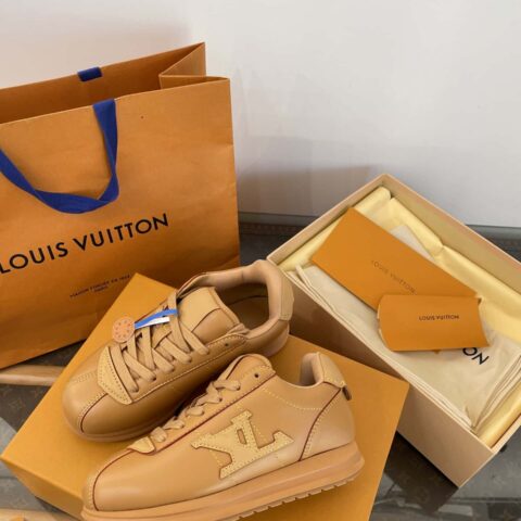 男女款1v✨驴家✖𝐍𝐢𝐠𝐨联名𝟐𝟎𝟐𝟓最新𝐁𝗨𝐓𝐓𝐄𝐑𝐒𝐎𝐅𝐓男女同款运动面包鞋//阿甘鞋‼️