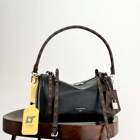 【特级原厂】  EXPRESS  小号手袋👜  型号: M27920油蜡皮 动态芯片版