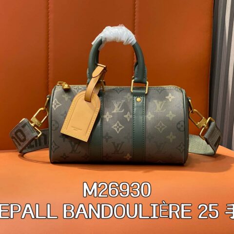 【原单精品】M26930军绿色 男包speedy枕头包 KEEPALL BANDOULIÈRE 25 手袋