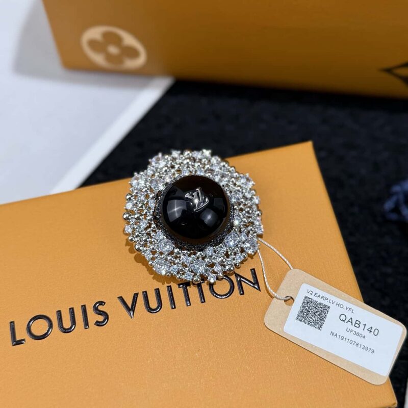 ❗️新品❗️ ☀Louis Vuitton 路易威登新款满钻胸针 ☀