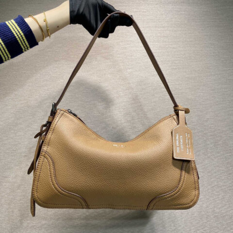 PRADA🎉新品🎉1BC280🎉🎉焦糖色