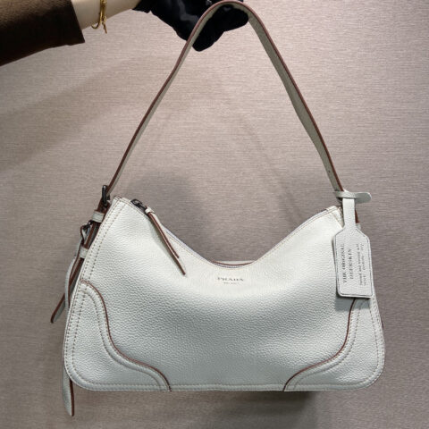 PRADA🎉新品🎉1BC280🎉🎉白色