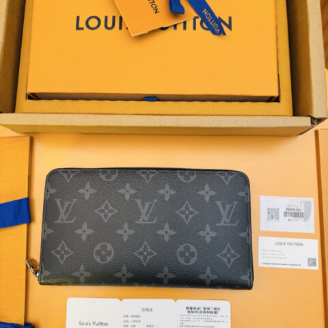 LV M82081 Zippy Organizer