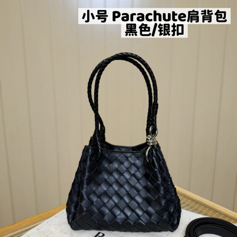 BV Parachute小号 796569黑色/银扣