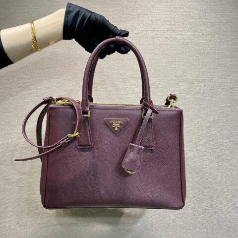 PRADA💋经典爆款1BA863💋波尔多红