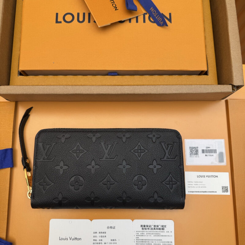 LV M61864 Zippy Wallet