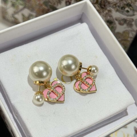 ❗️新品❗️  ☀️新款☑️ 迪奥DIOR粉色CD爱心桃心耳环☀️