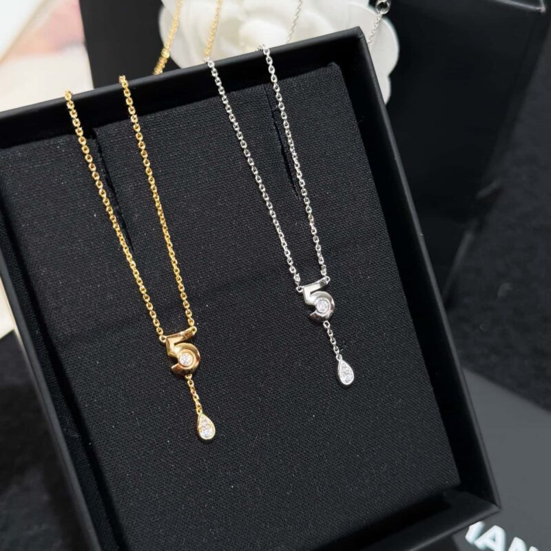 ❗️新品❗️ ☀️新款☑️ 香奈儿Chanel新款Eternal N°5系列水滴💧5号项链手链 ☀️