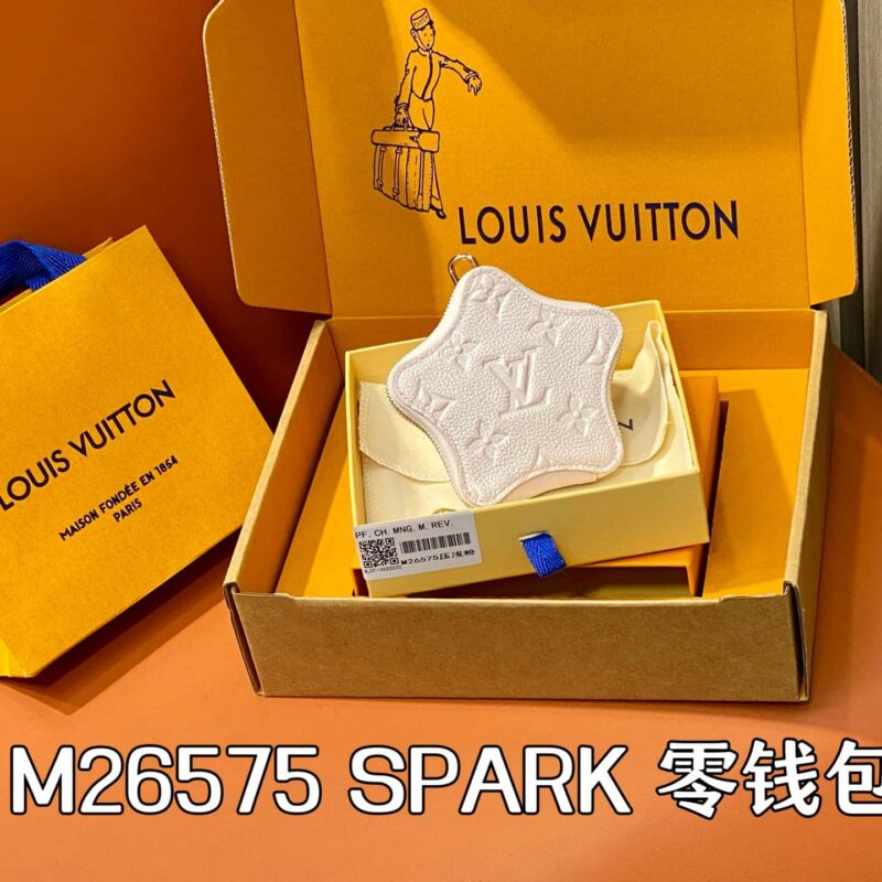 【原单精品】M26575粉色珠光 全皮压花星星钱包 SPARK 零钱包