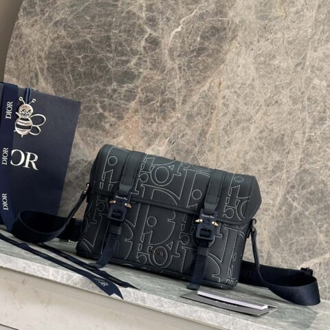 Dior迪奥Hit The Road 翻盖信使包 编号: 1HTPO333KLG_H727