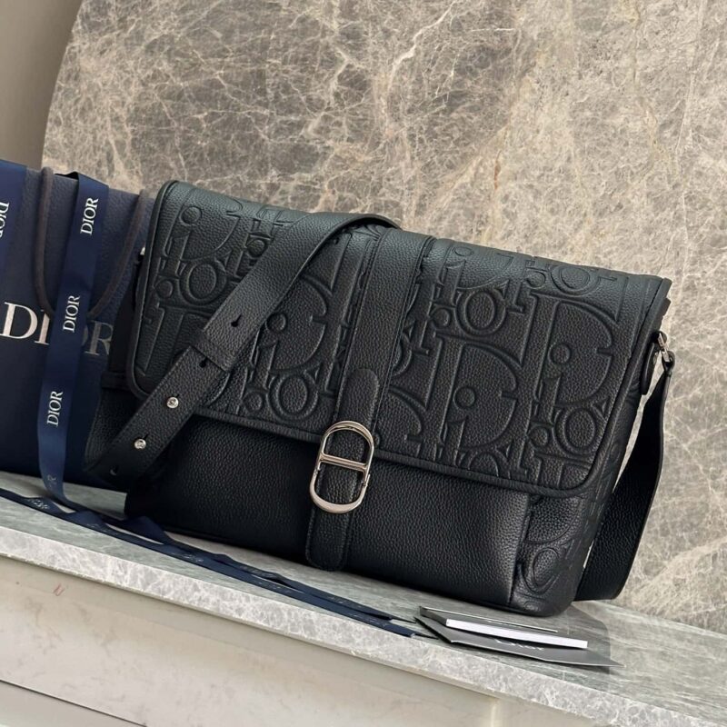 迪奥大号 Dior Daily 翻盖信使包 编号: 1ESME197LLG_93923