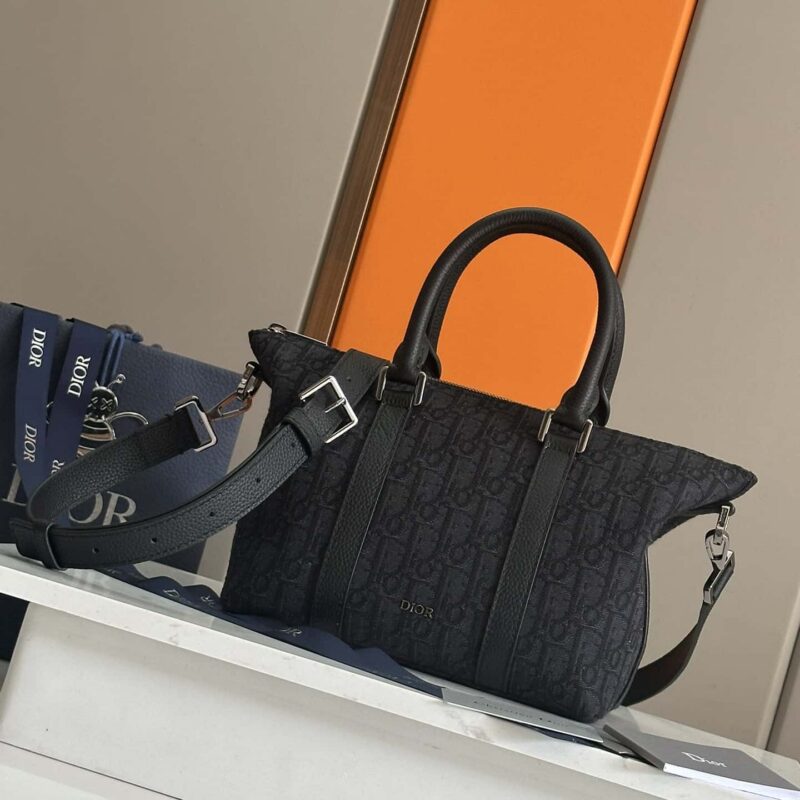 Dior迪奥Weekender 25 手袋编号: 1ESPO322YKY93389黑布