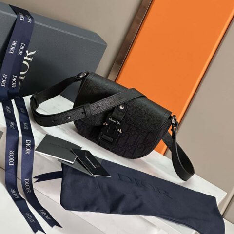 迪奥Dior马鞍包 编号: 2ADCA435 YYK93366