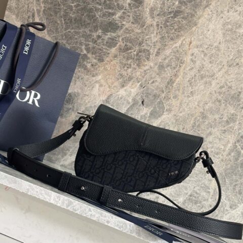 迪奥Dior 型号:93916黑皮 黑布 蓝布马鞍包