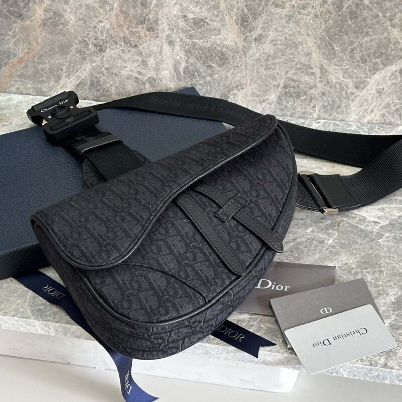迪奥(顶级原单)DIOR2019 Pre-Fall新款Saddle Bag黑色老花马鞍包