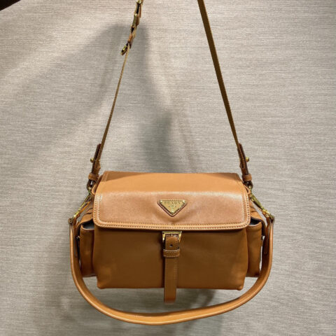 PRADA🎉新款邮差包🎉1BD394羊皮新色🎉🎉