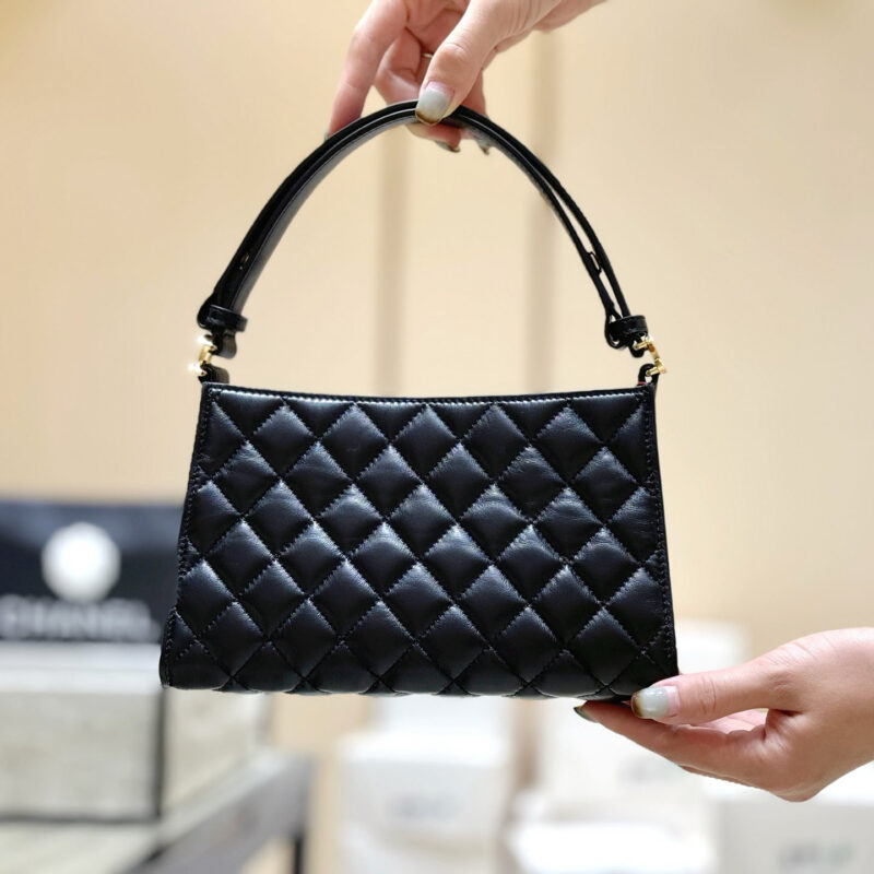 CHANEL 26X限定特别款腋下包👜AS6045