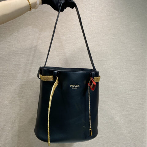 PRADA🎉新品🎉1BE085铁琏皮带🎉🎉黑色