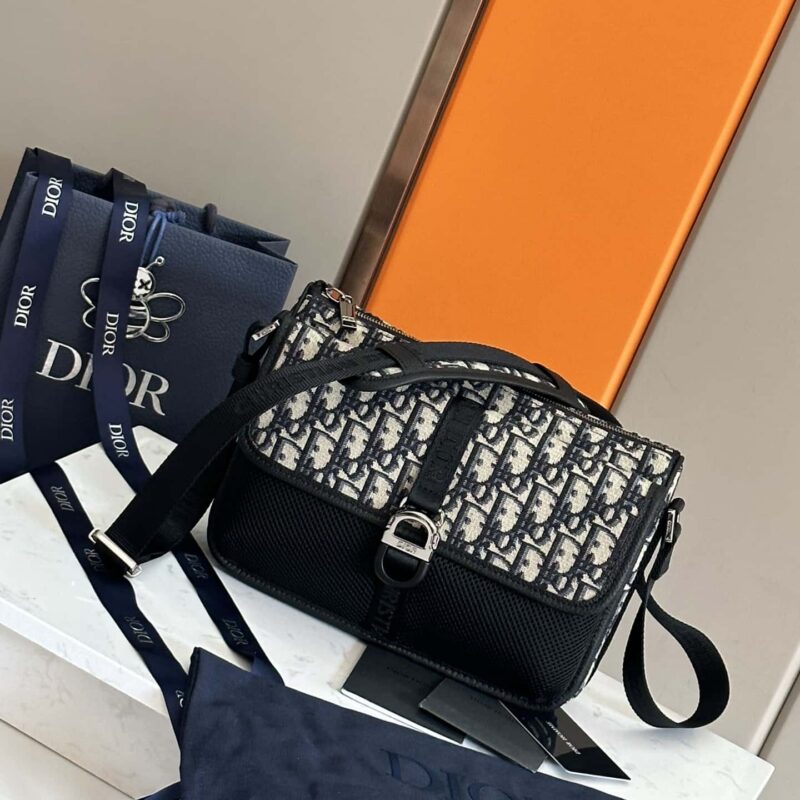 迪奥(顶级原单)Dior 8 手袋 编号:93382黑布 蓝布
