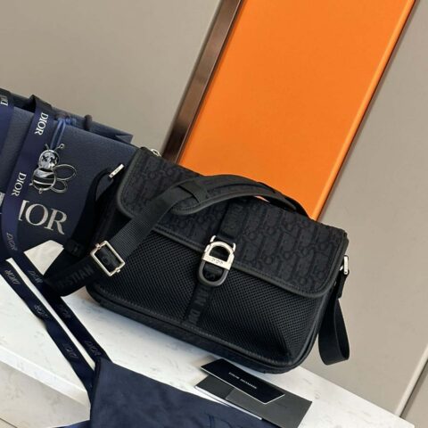 迪奥(顶级原单)Dior 8 手袋 编号:93382黑布 蓝布