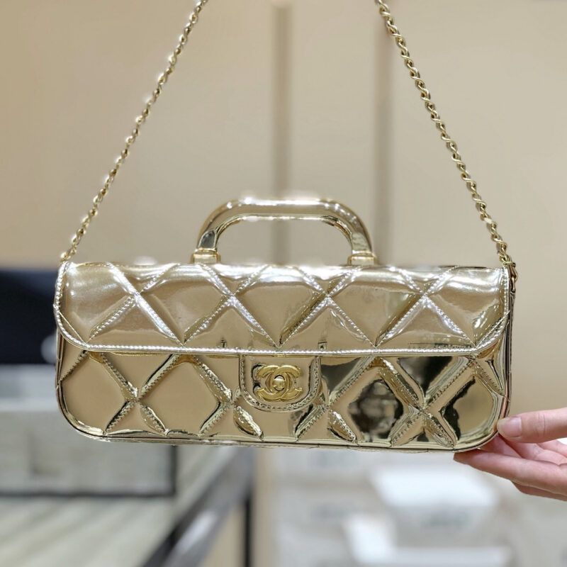 CHANEL 25K 镜面牛皮法棍包👜AS5807金