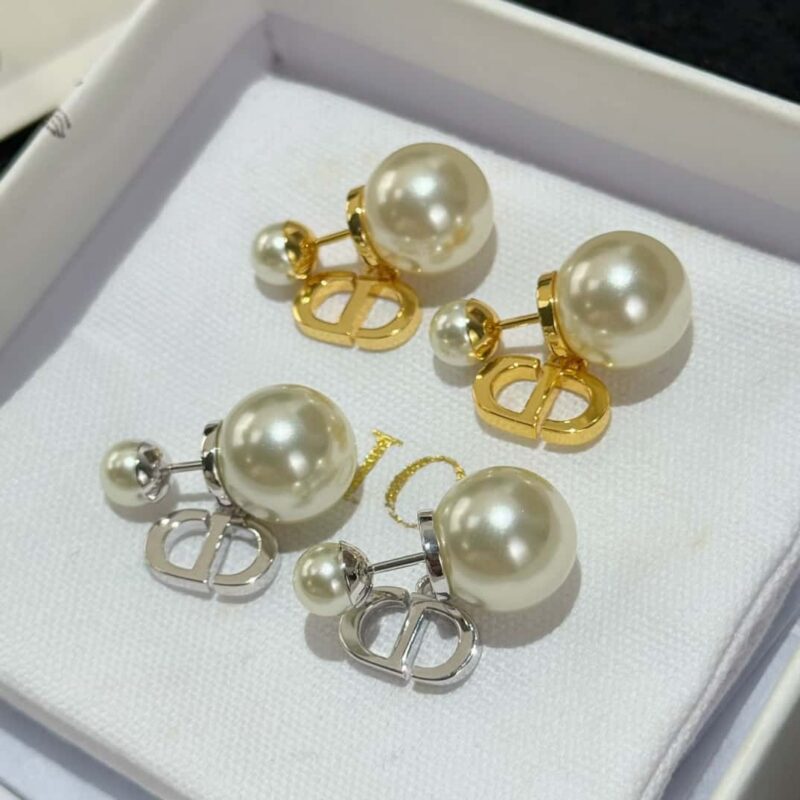 ❗️新品❗️ ☀️新款☑️ 迪奥Dior 金色 银色 CD珍珠珍珠耳钉耳环