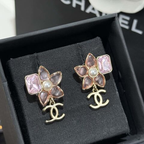 ❗️新品❗️ ☀️新款☑️ 香奈儿双C 粉色花朵🌺耳钉耳环 ☀️