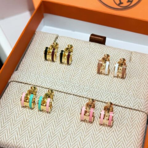 ❗️新品❗️ ☀️新款☑️ 爱马仕新款Mini Pop H Rocabar拼色耳钉耳环 ☀️