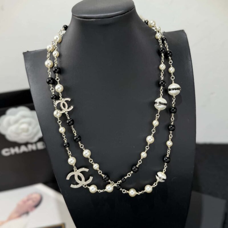 ❗️新品❗️ ☀️新款☑️ 香奈儿双C 26C 黑白珍珠毛衣链 ☀️