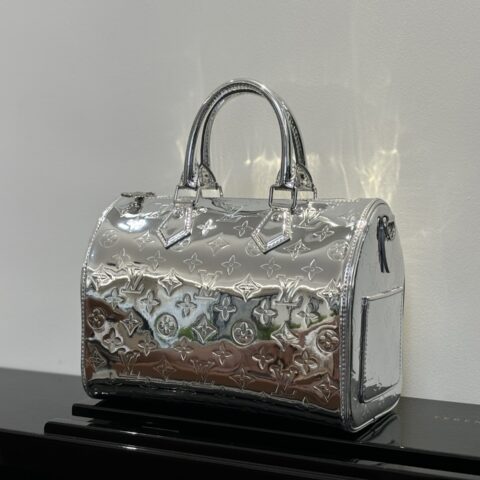 LV M26497 银色【顶级原单】