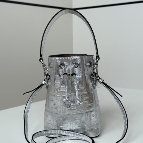 FENDI MON TRESOR  Mon Tresor水桶包 款号：020