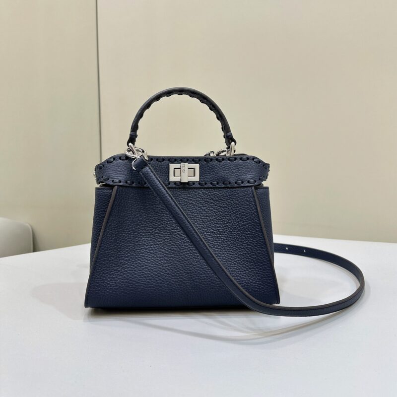 FENDI 简约大气款peekaboo 款号8615夜雾蓝