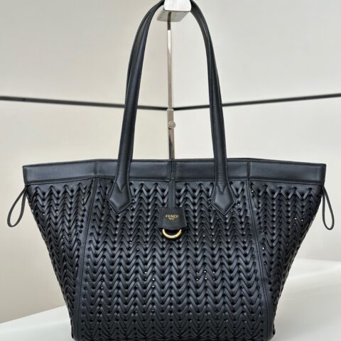 FENDI 新款折叠包Origami全皮编织款  款号8626D