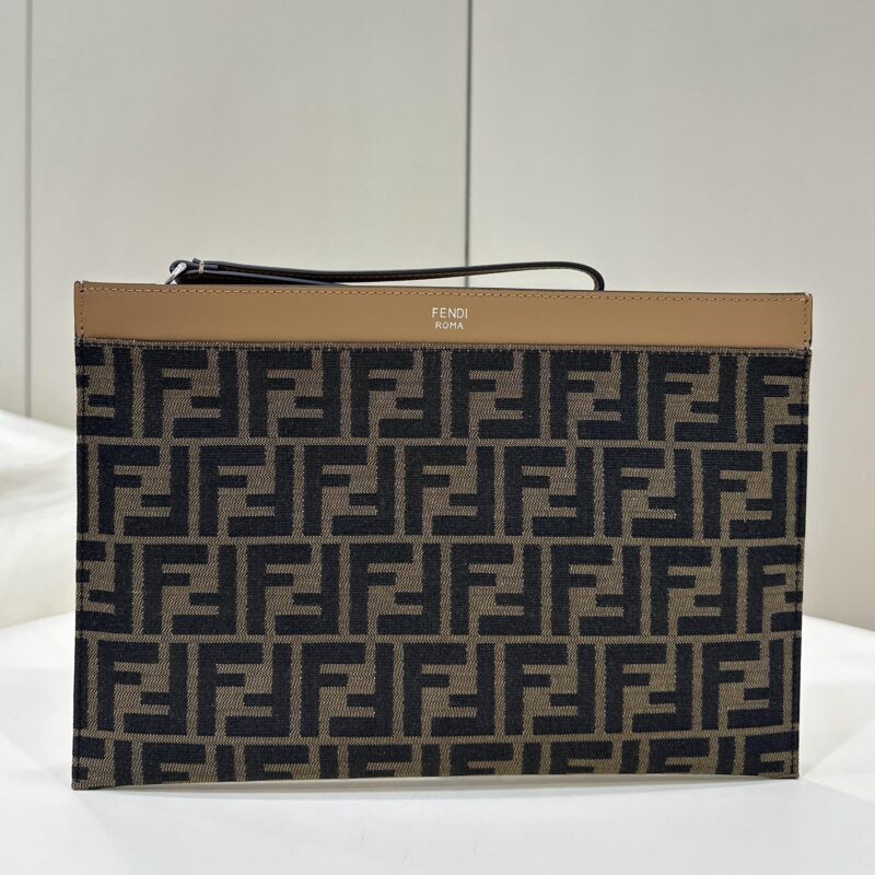 FENDI 全新系列老花布配皮 款号:8652